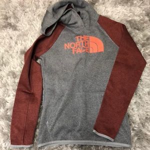 NWOT North Face hoodie